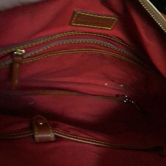 🎠Rare! Dooney & Bourke Disneyworld Purse-663 $120 or $100 w/offer - Picture 6 of 7